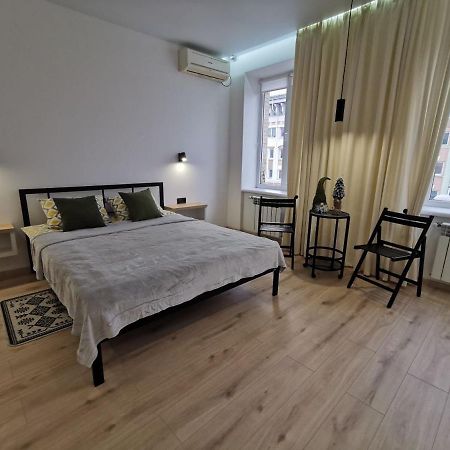 Soborna Apartment Rivne Ngoại thất bức ảnh