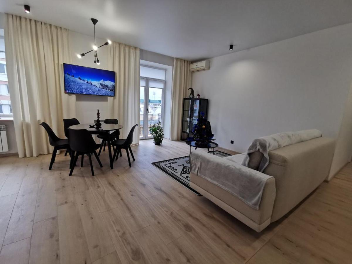 Soborna Apartment Rivne Ngoại thất bức ảnh