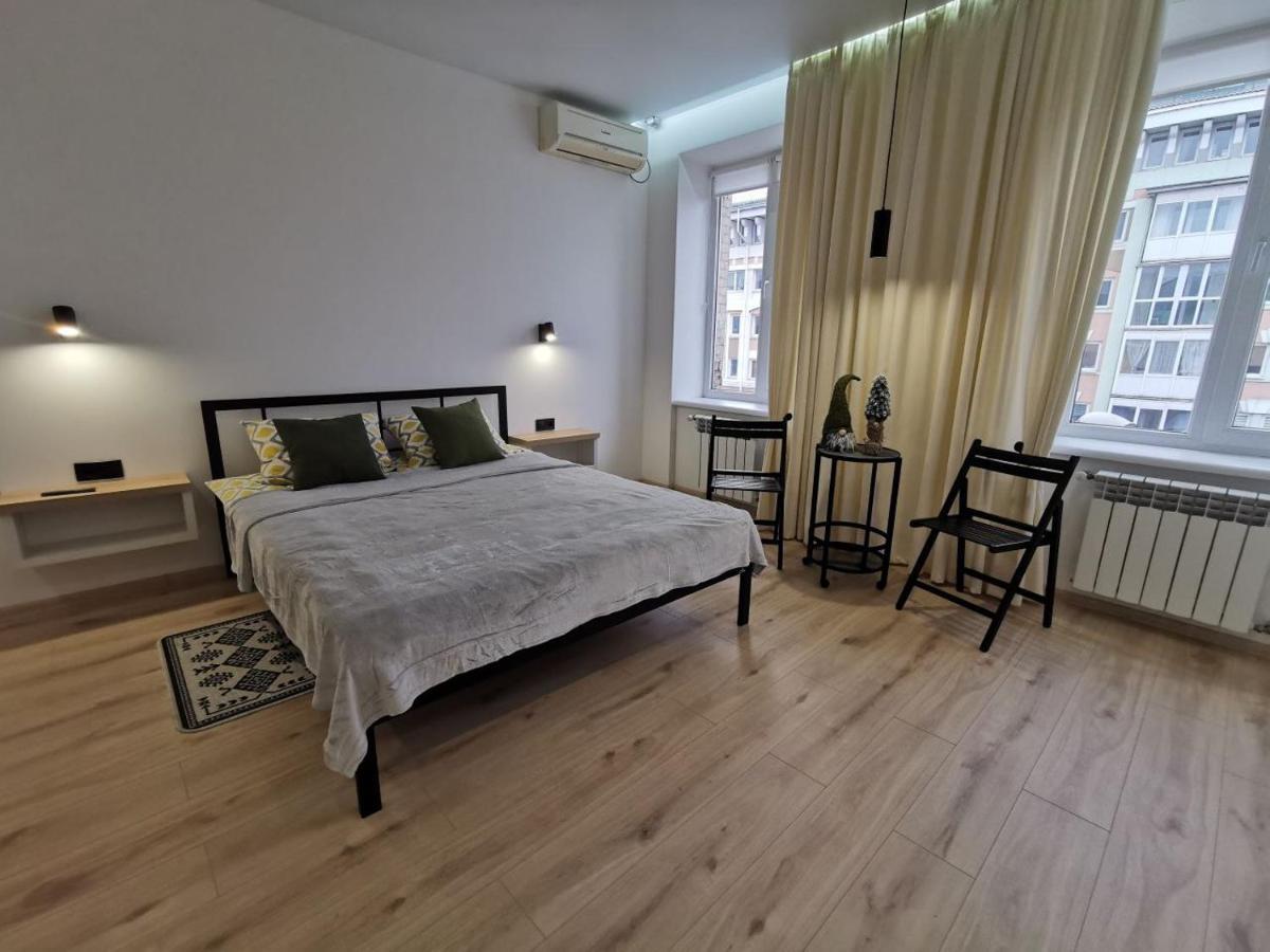 Soborna Apartment Rivne Ngoại thất bức ảnh